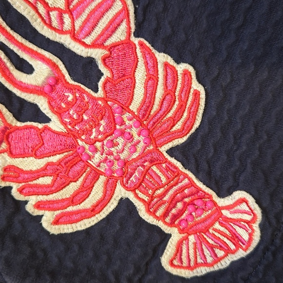 Lilly Pulitzer "The Callahan" True Navy Lobster Patch Shorts - Picture 2 of 10